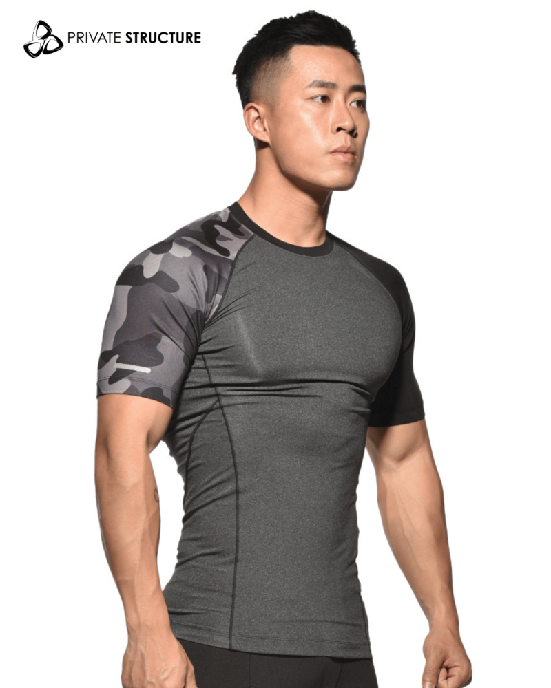 MOMENTUM Compression Traning Tee
